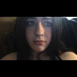 Meet your Posher, Lily